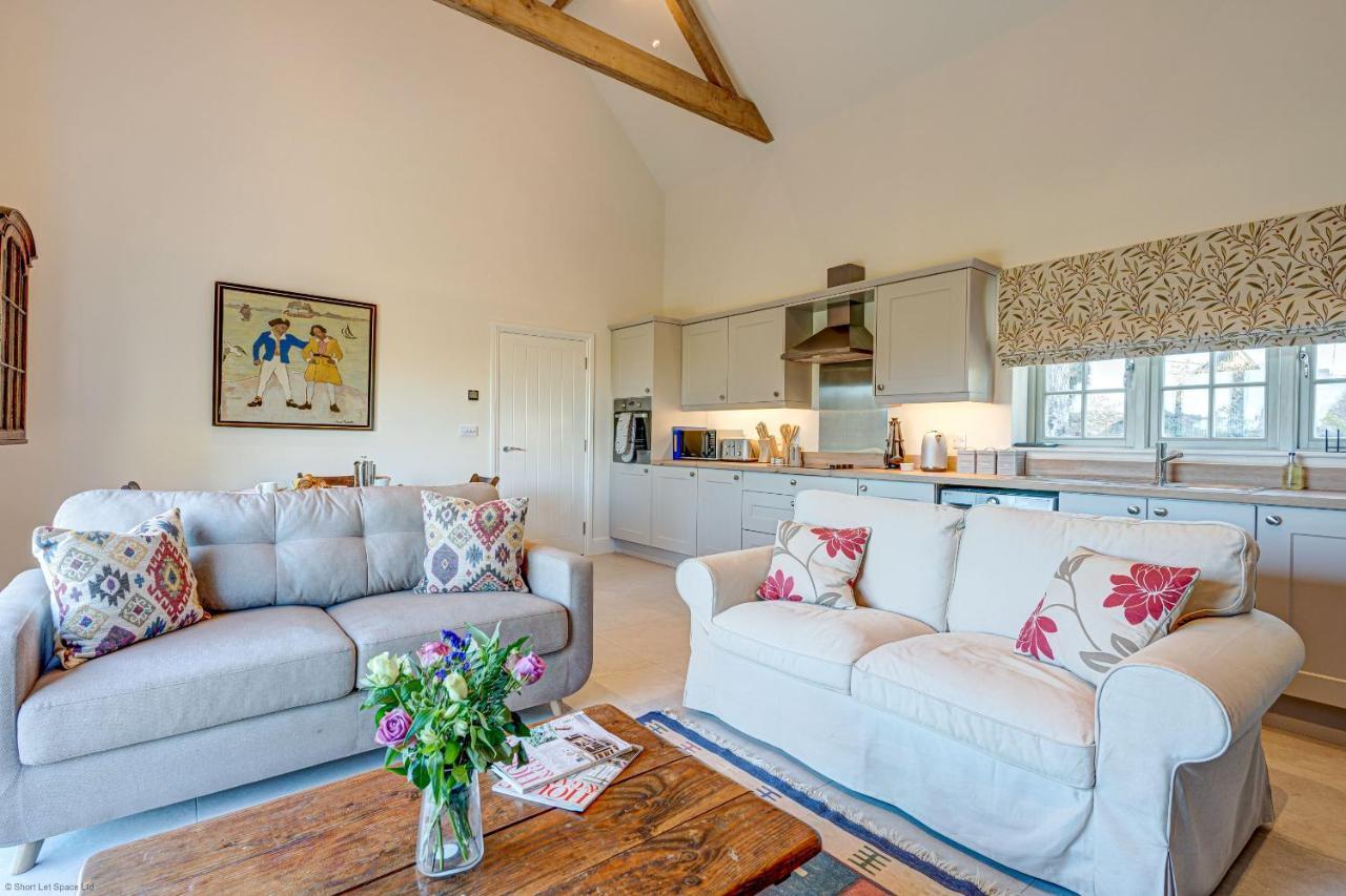 Dairy Lodge Bladon Buitenkant foto