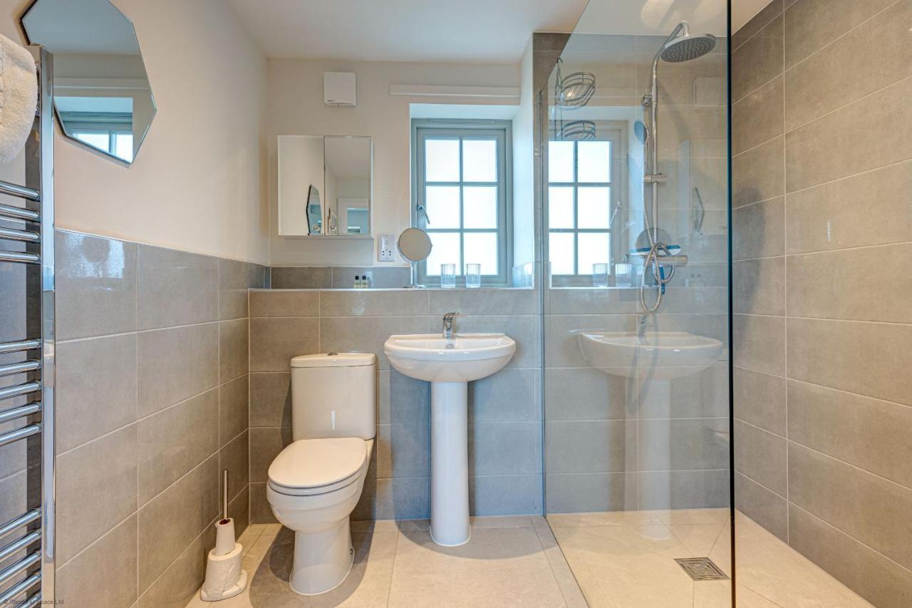 Dairy Lodge Bladon Buitenkant foto
